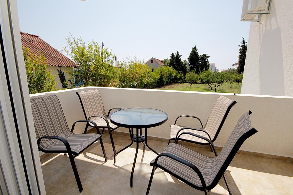 Apartmani Begovic Bar Zewnętrze zdjęcie