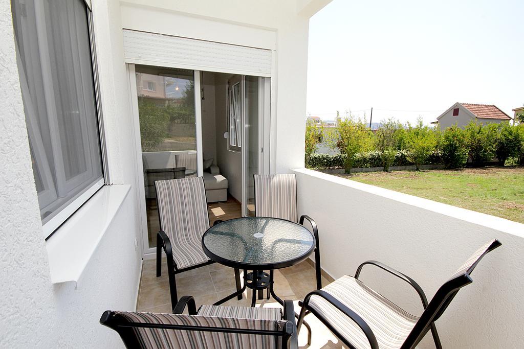 Apartmani Begovic Bar Zewnętrze zdjęcie