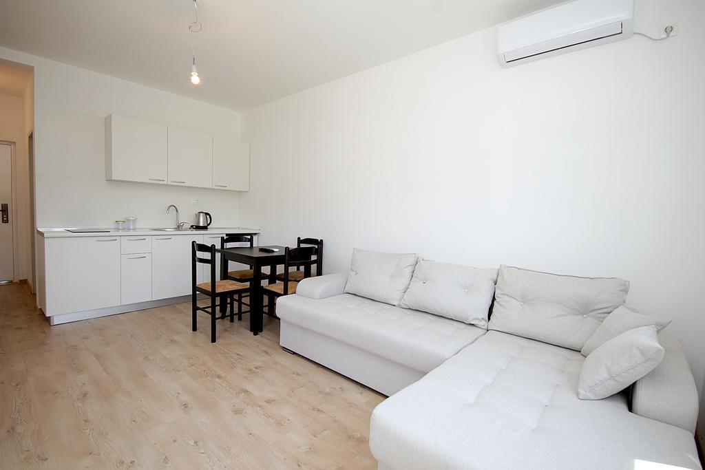 Apartmani Begovic Bar Zewnętrze zdjęcie