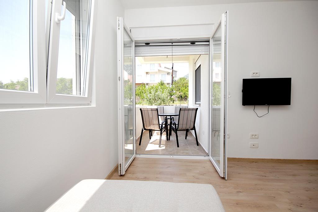 Apartmani Begovic Bar Zewnętrze zdjęcie